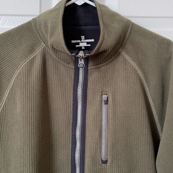 Zip Up Sweater - Picture 2 of 8